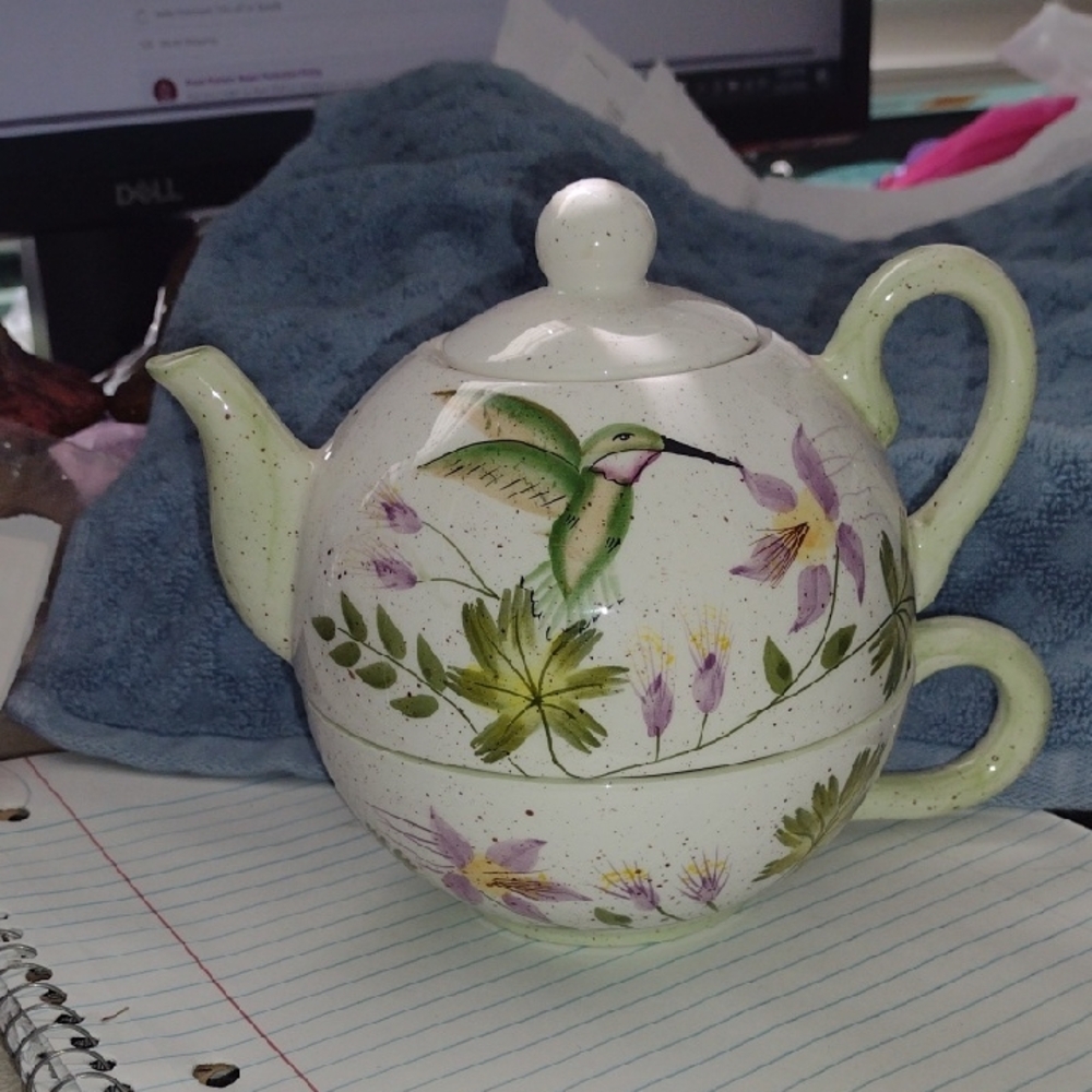Hummingbird and Floral Ceramic Teapot with cup